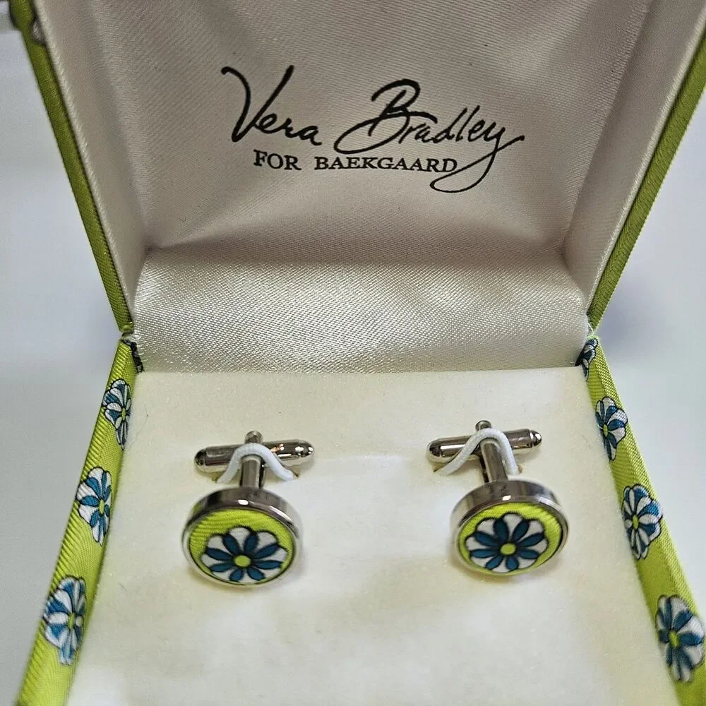 Vera Bradley product pair